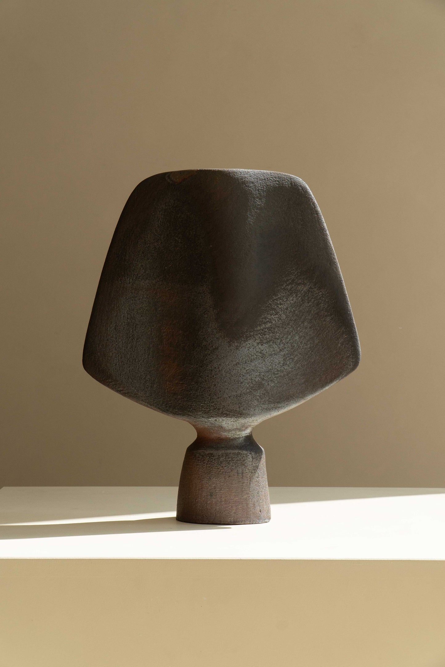 GRAND VASE DANAÏDE CUISSON BOIS