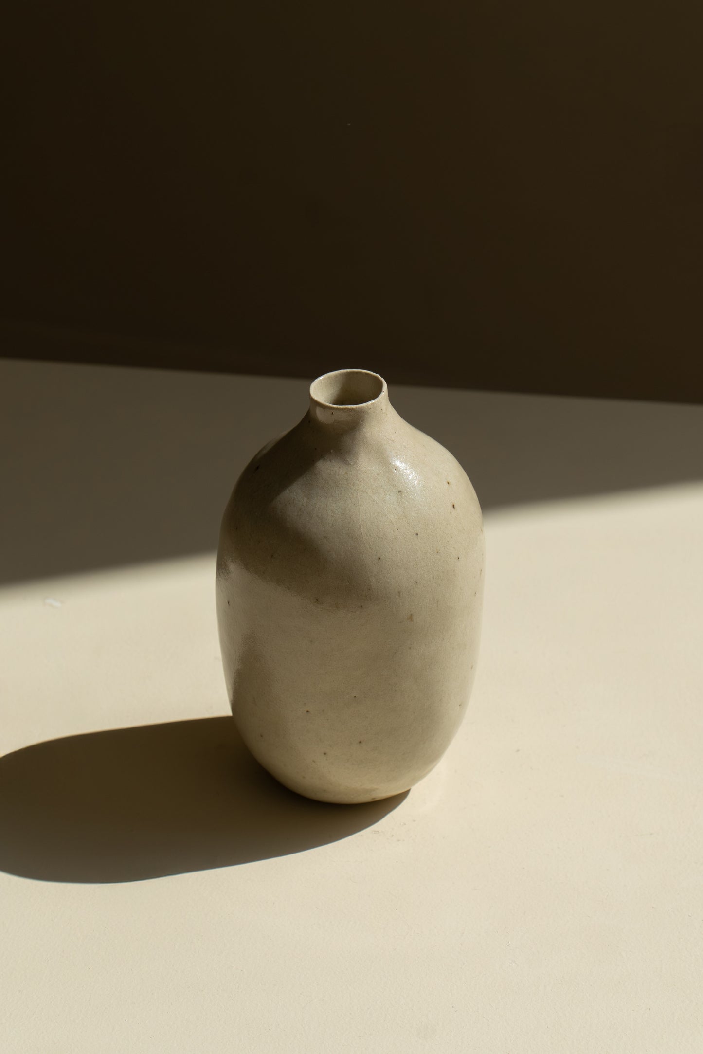 Vase Milk 00