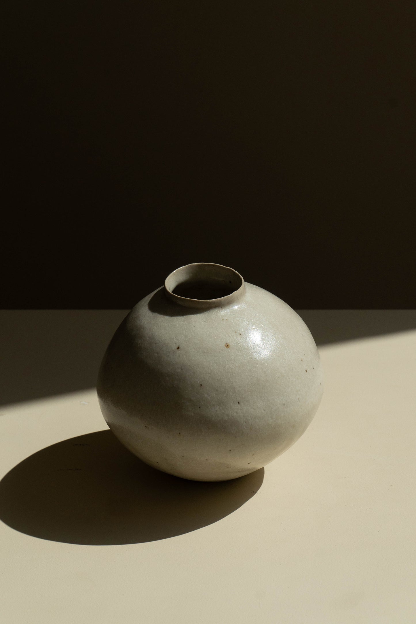 Vase Milk 00