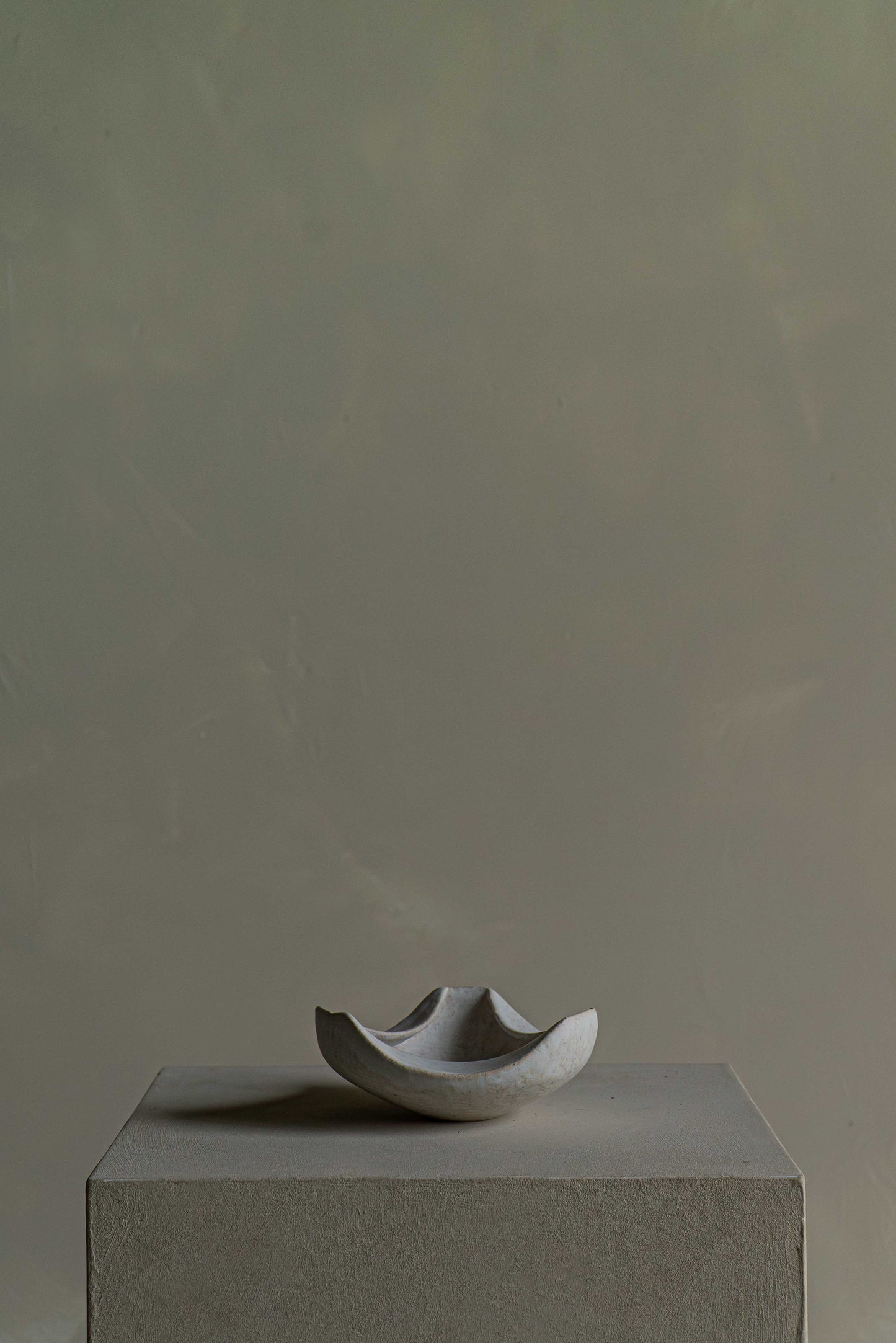 Large Danaïde vase