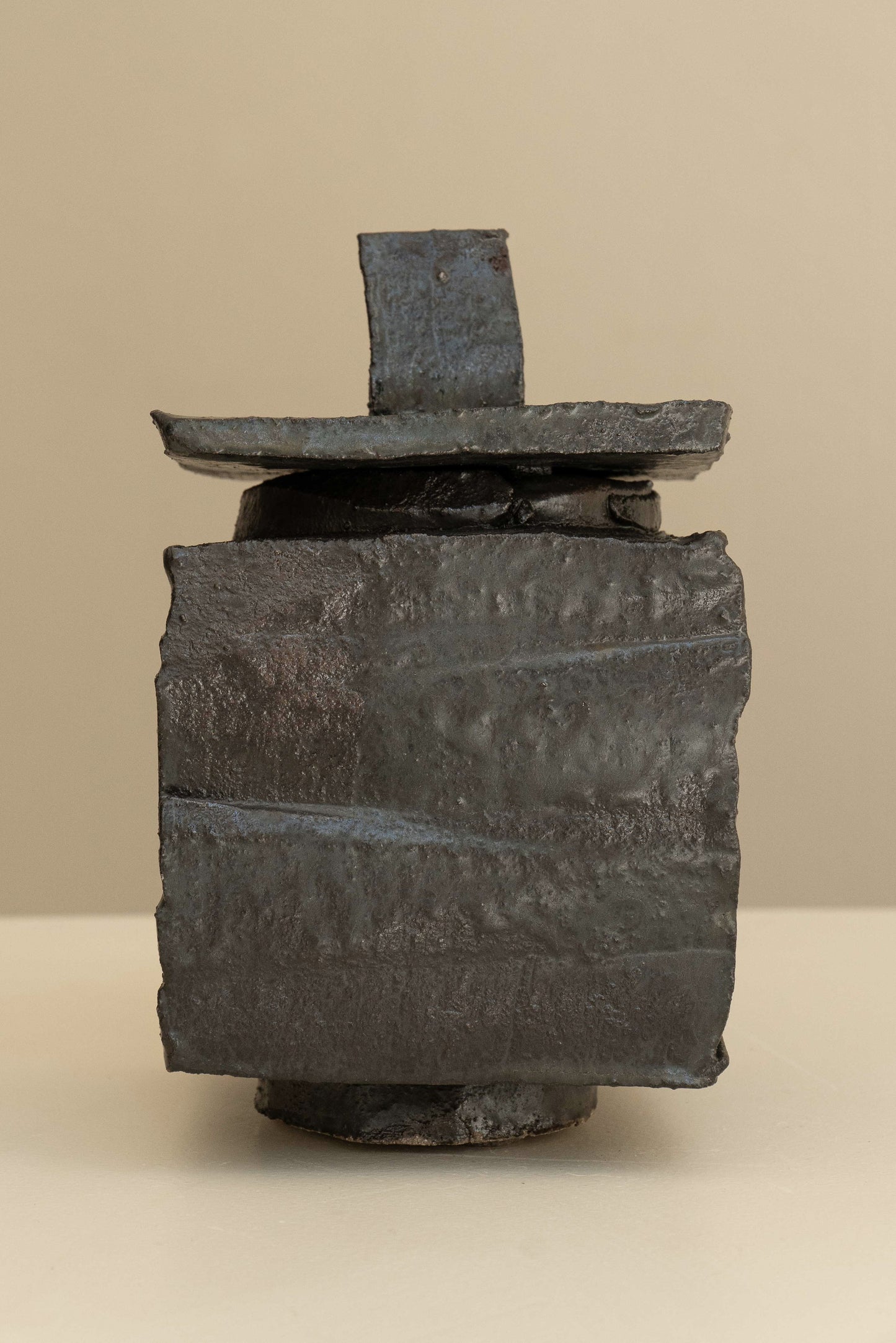 BOÎTE CHAPEAU