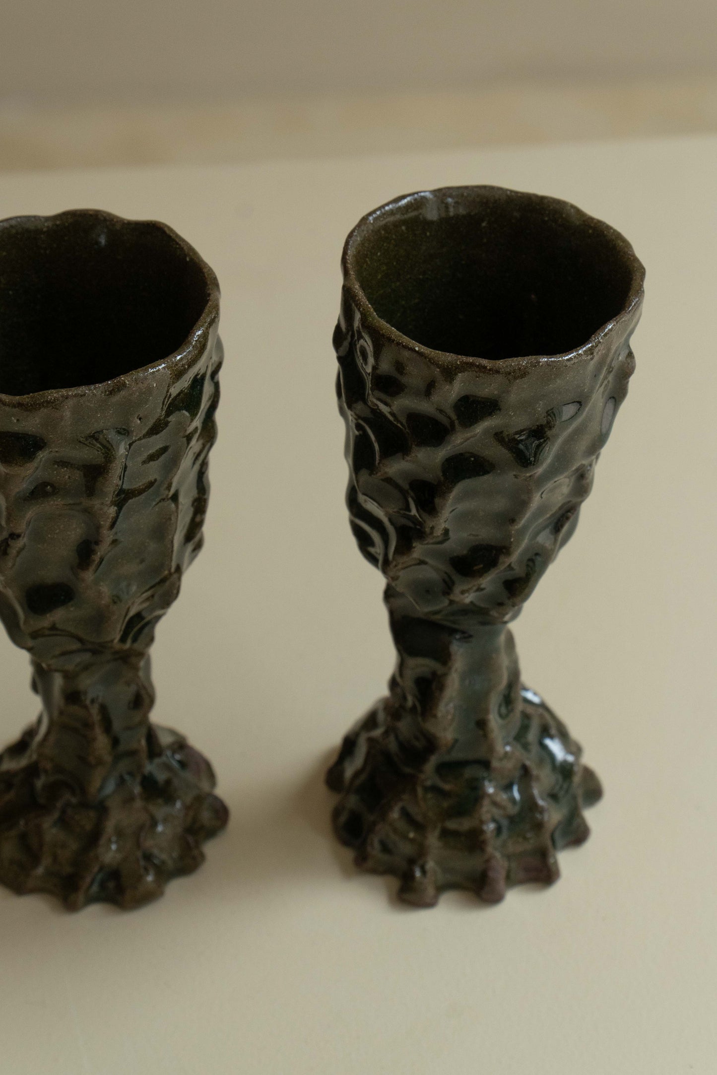 VERRE MODELÉ VERT