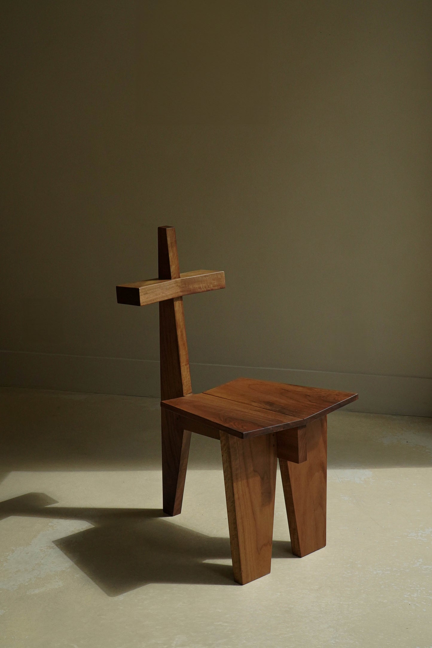CHAISE SAINTE