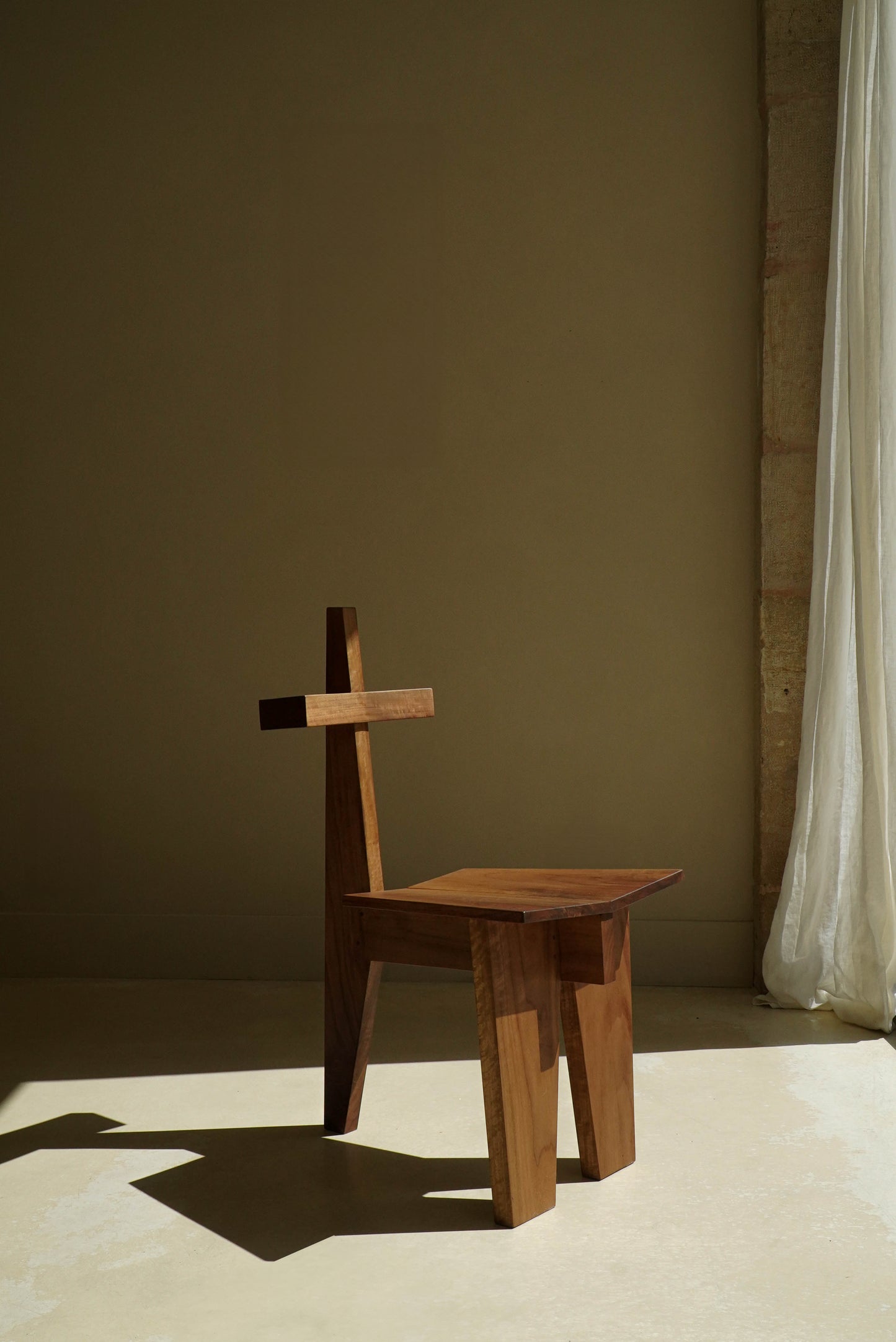CHAISE SAINTE