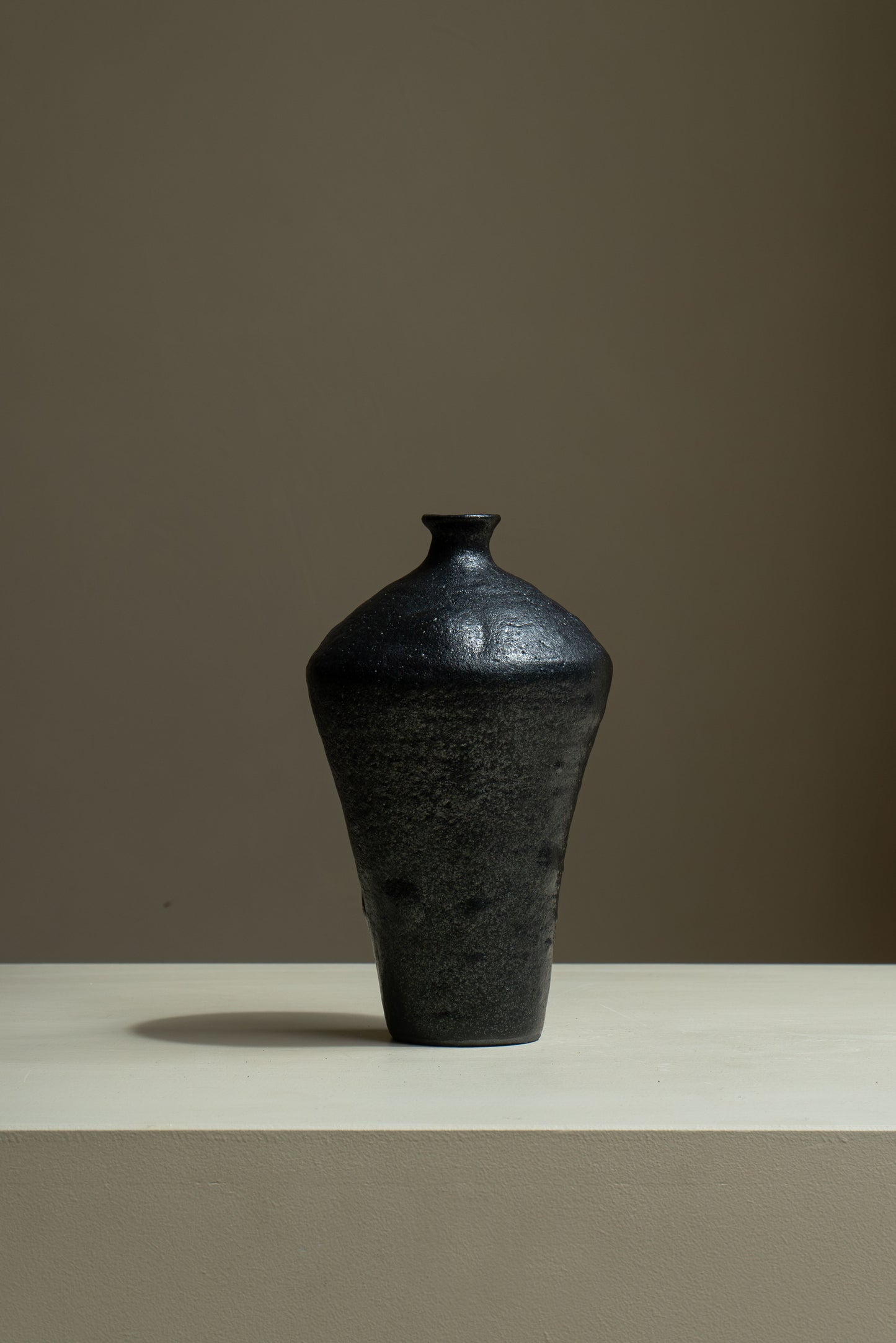 VASE ÉPAULE NOIR