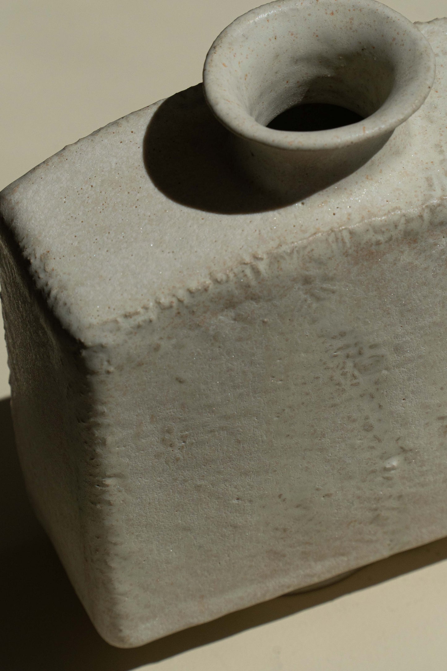 VASE BLANC