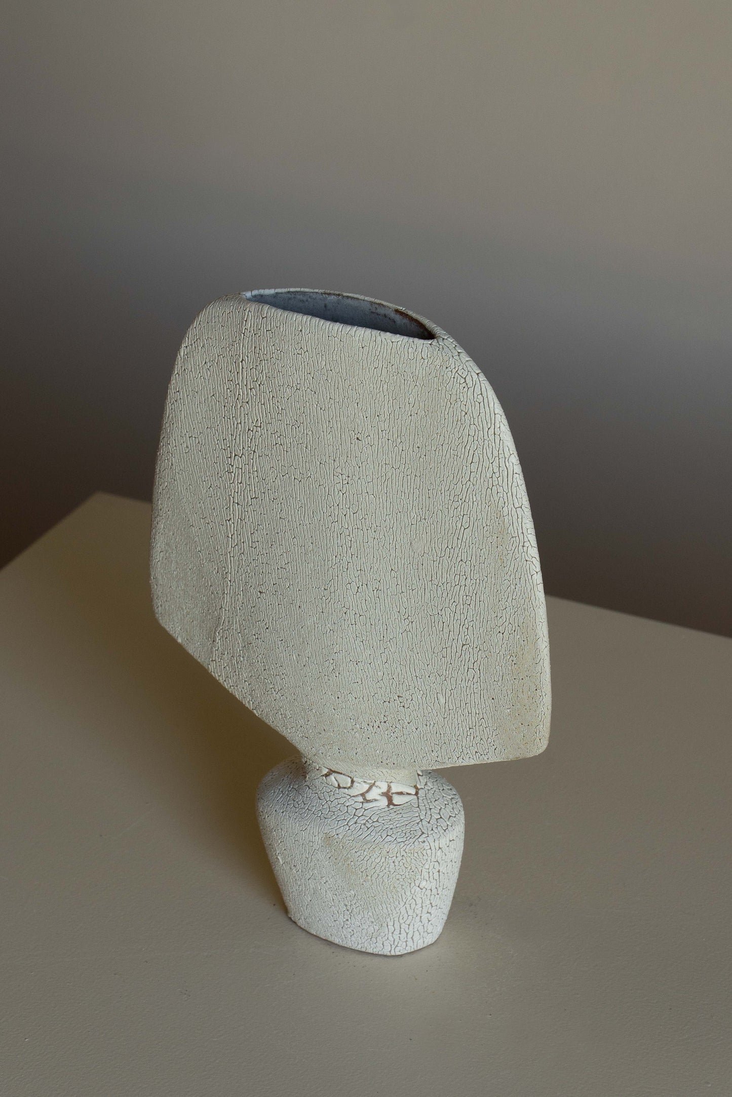 VASE DANAÏDE BLANC