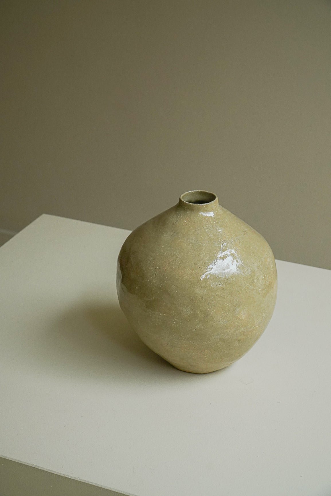 VASE OCHRE 6