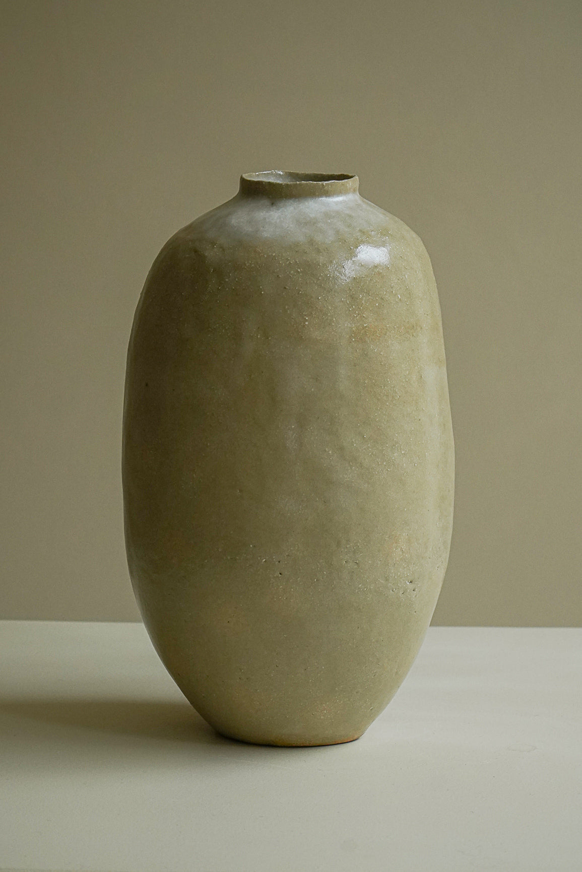 VASE OCHRE 8