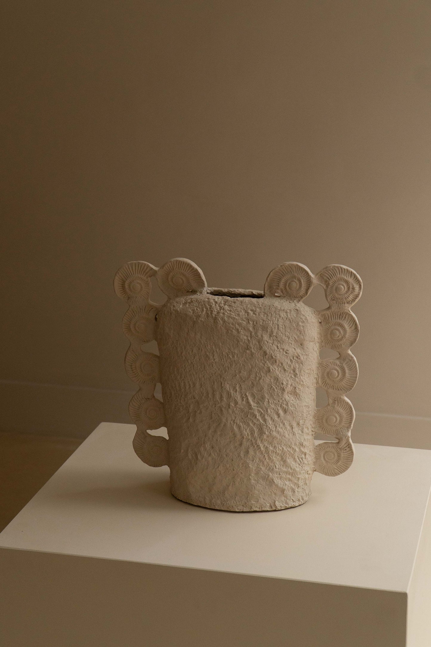 VASE RELIC III
