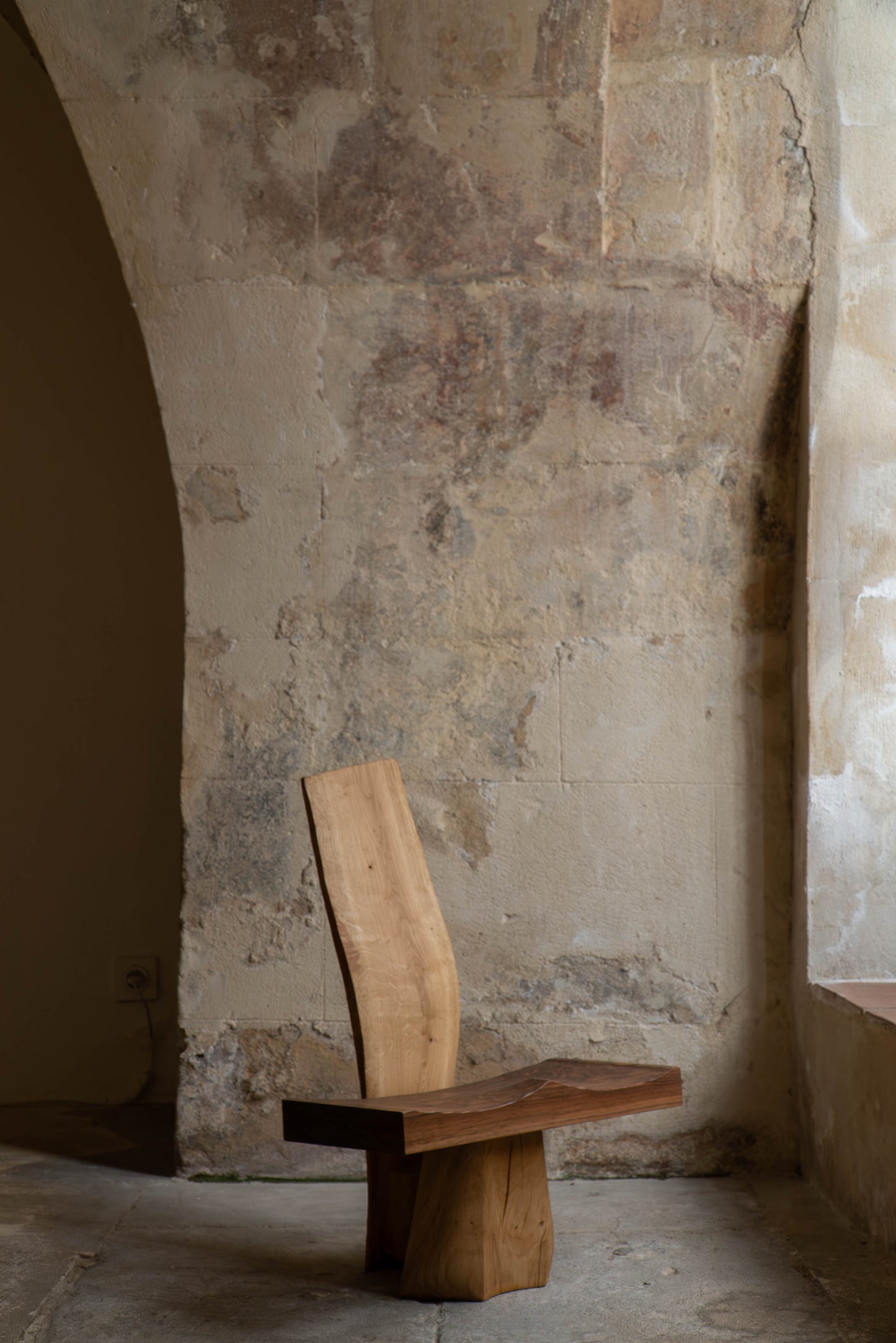 CONTEMPLATION CHAIR