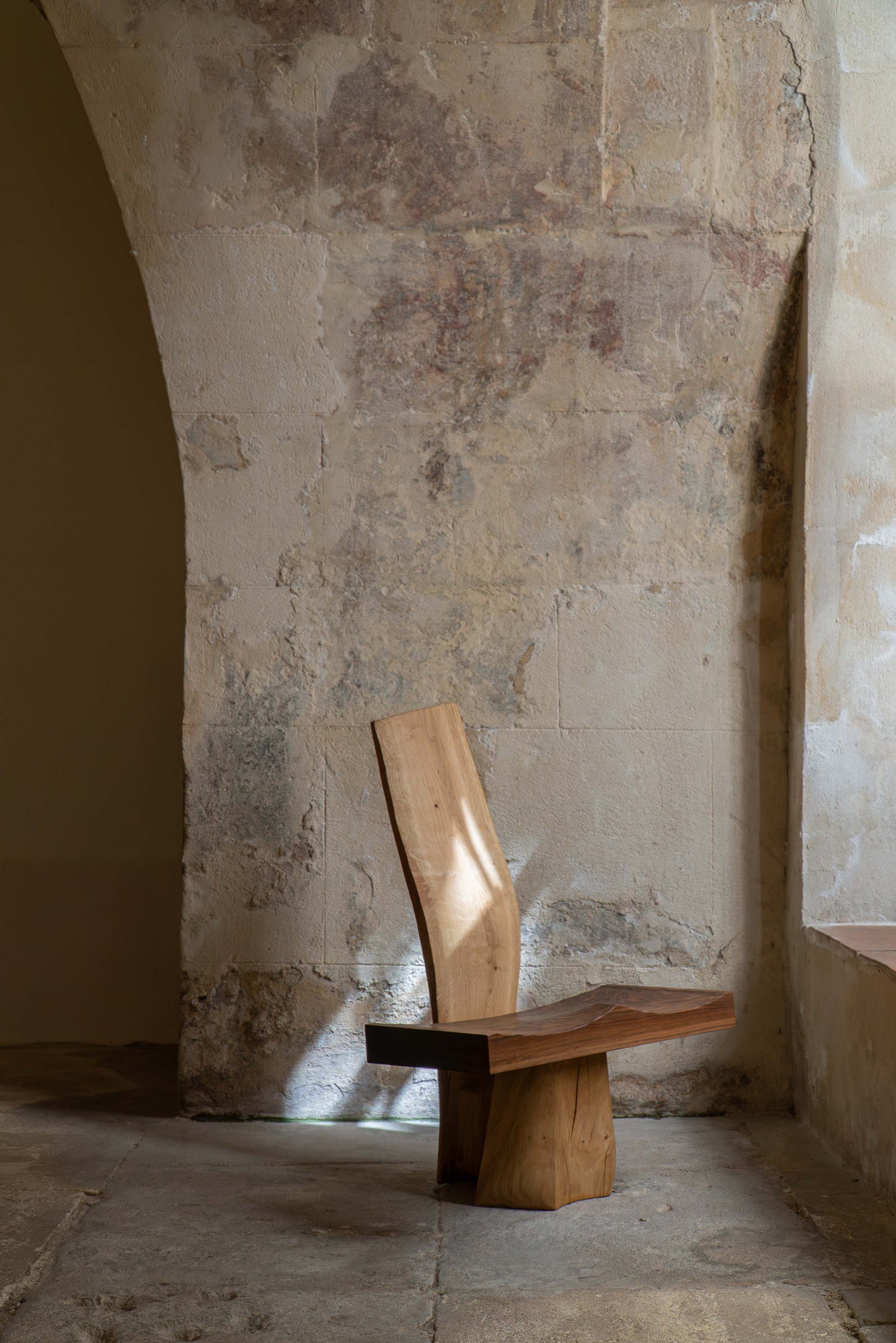 CONTEMPLATION CHAIR