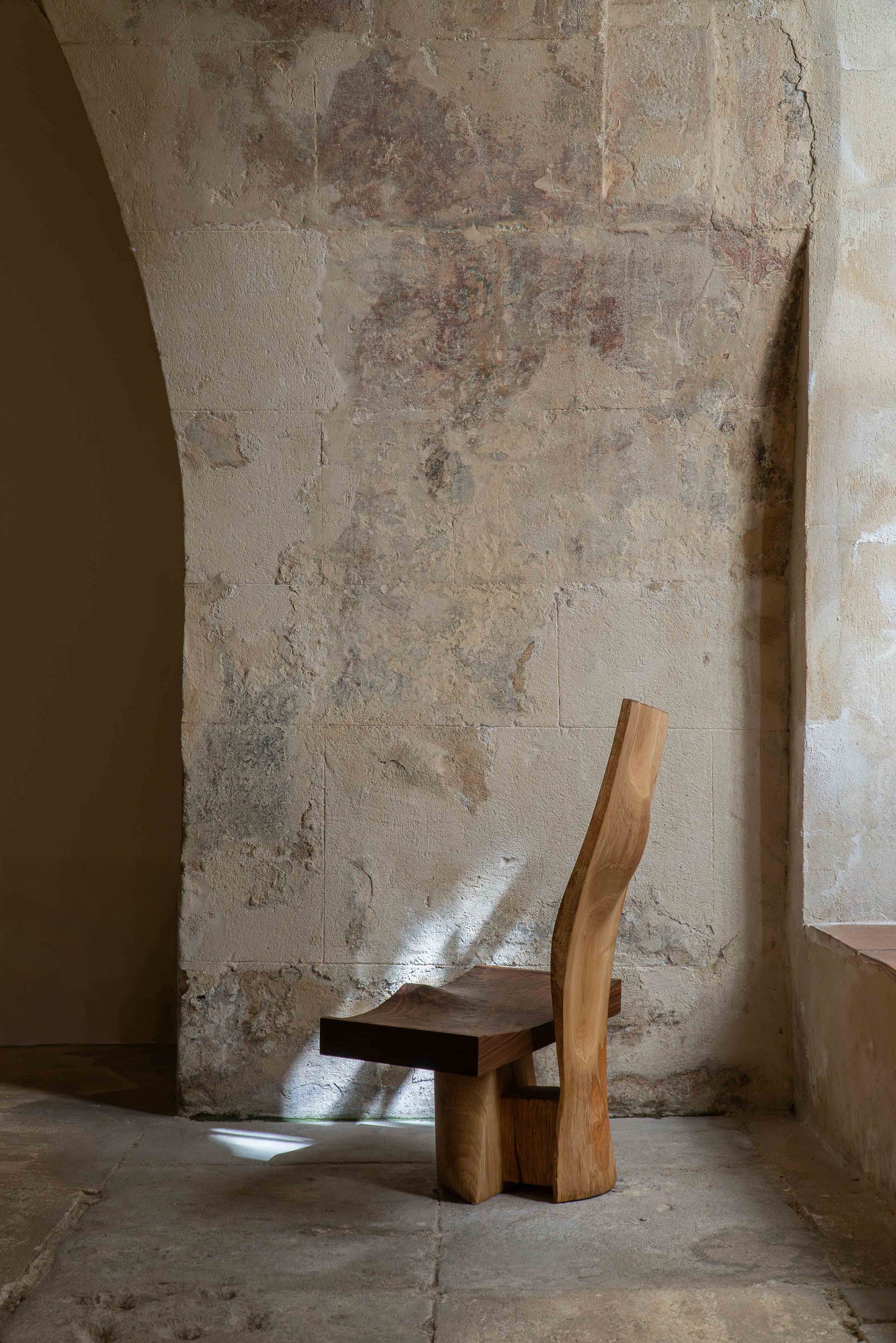 CONTEMPLATION CHAIR