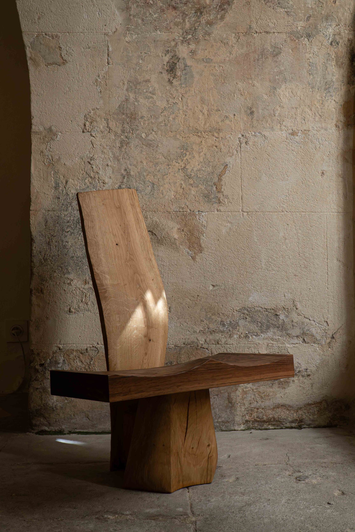 CONTEMPLATION CHAIR