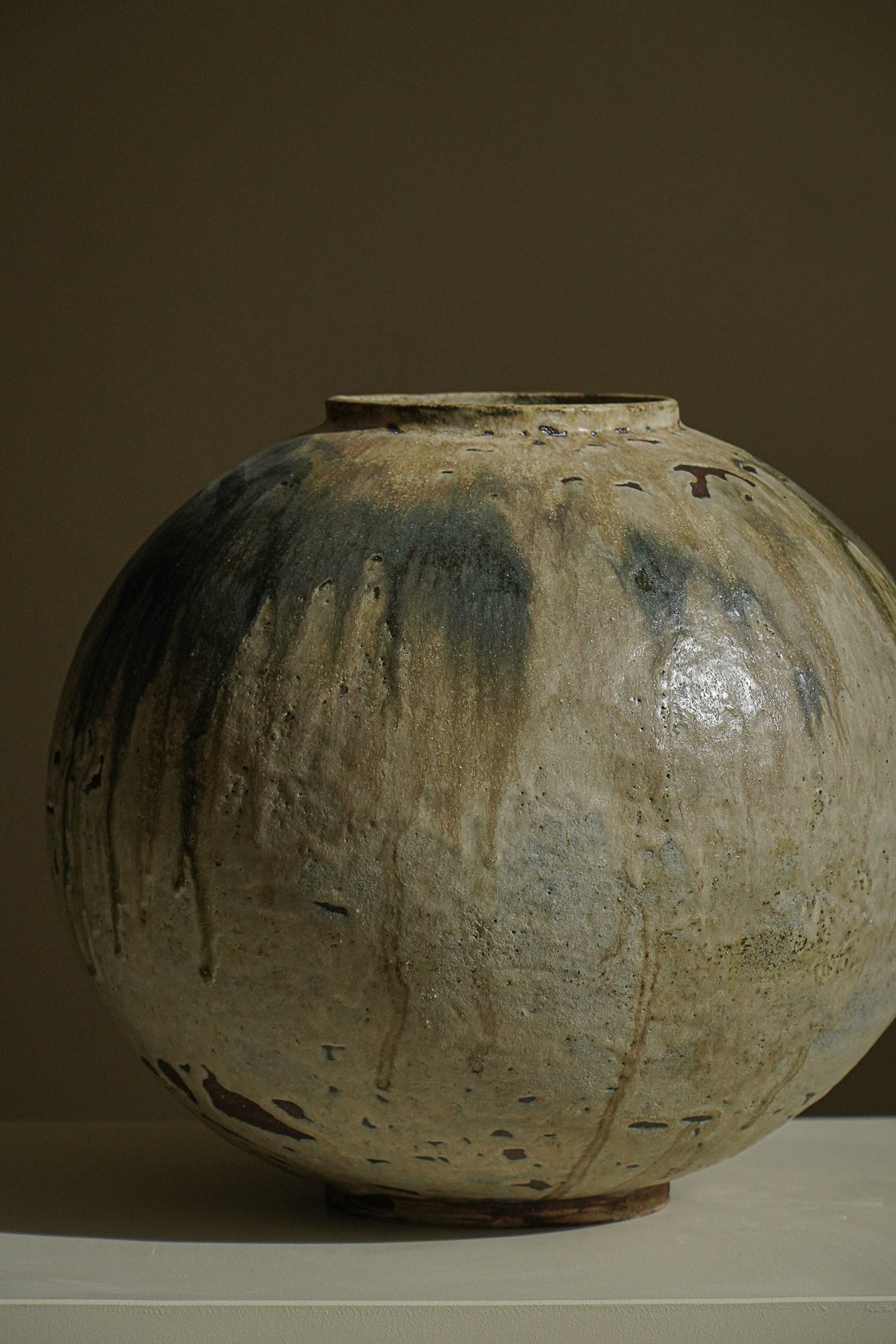 VASE MOON JAR