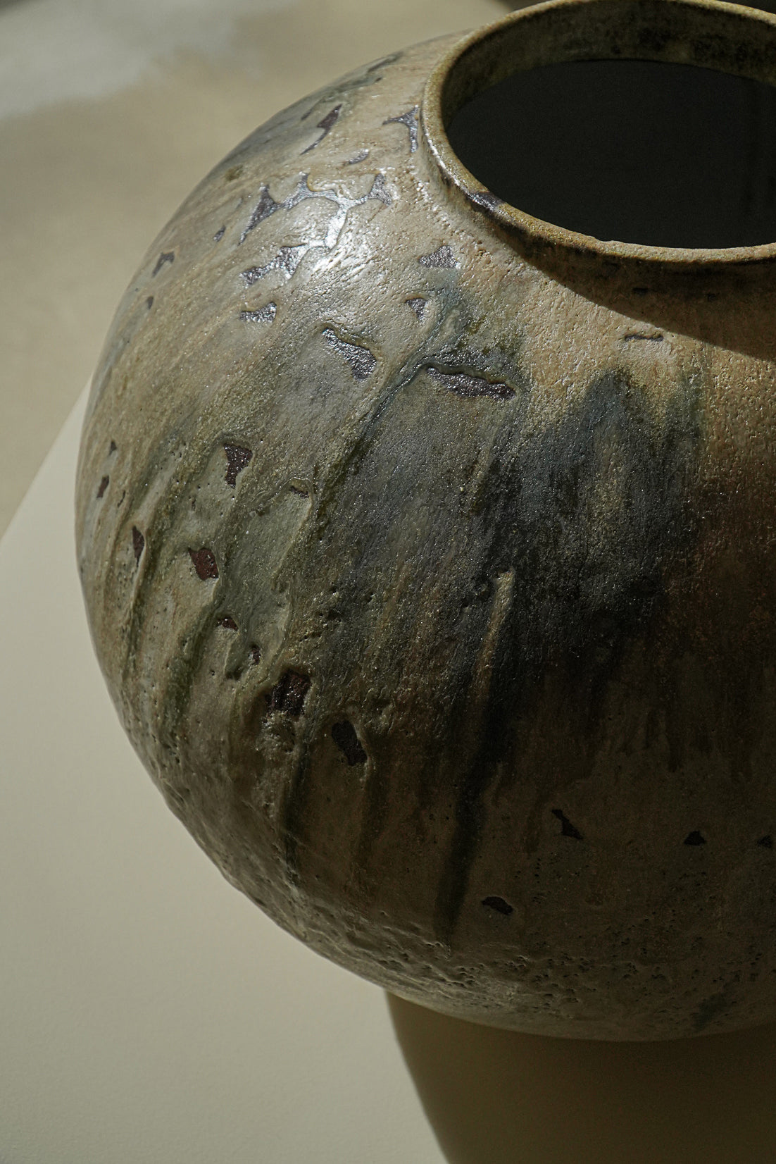 VASE MOON JAR