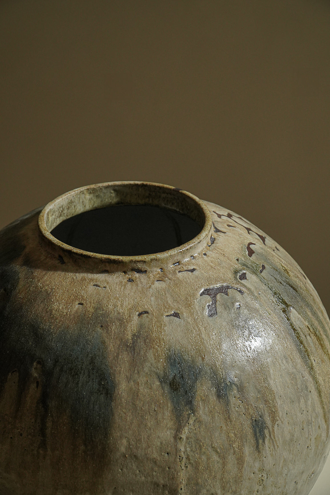 VASE MOON JAR