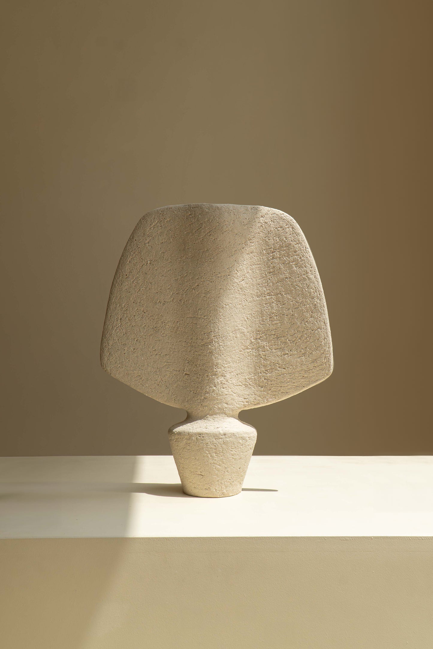 GRAND VASE DANAÏDE