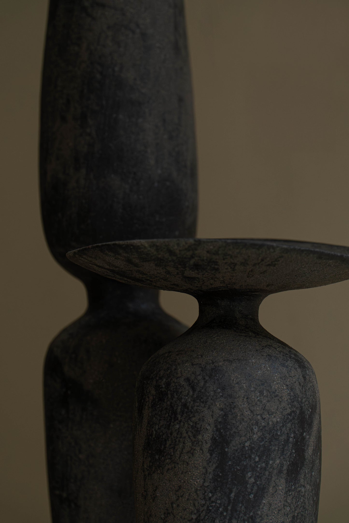VASE SILHOUETTE CRATÈRE NOIR