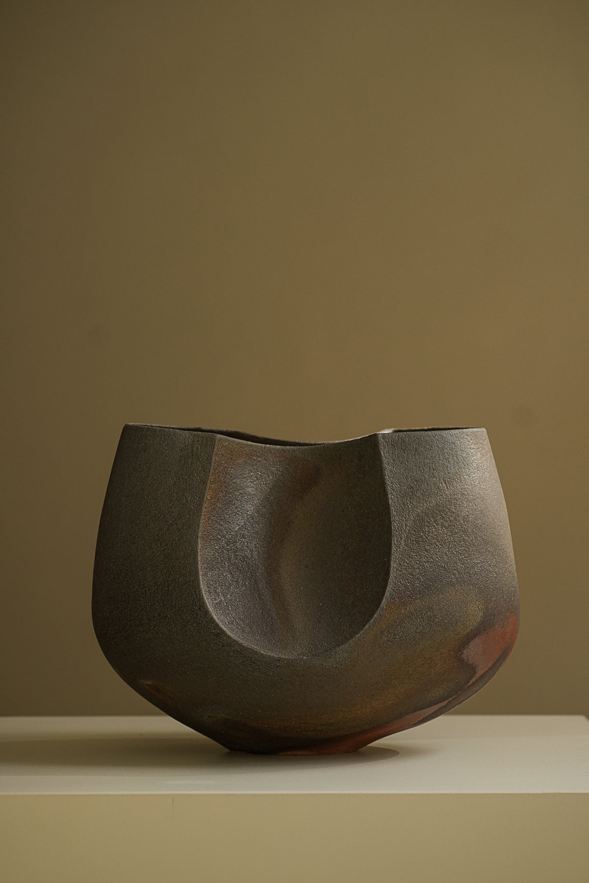 GRAND VASE CUIT AU BOIS