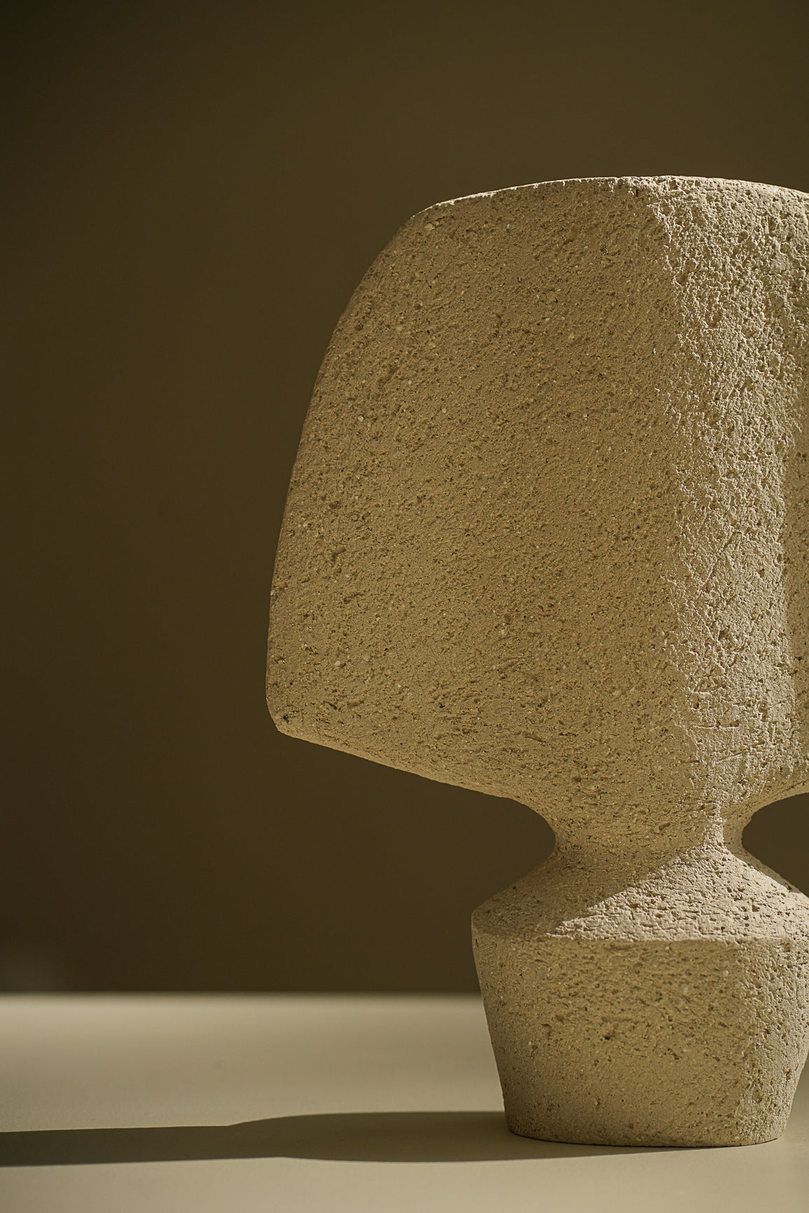 PETIT VASE DANAÏDE BRUT
