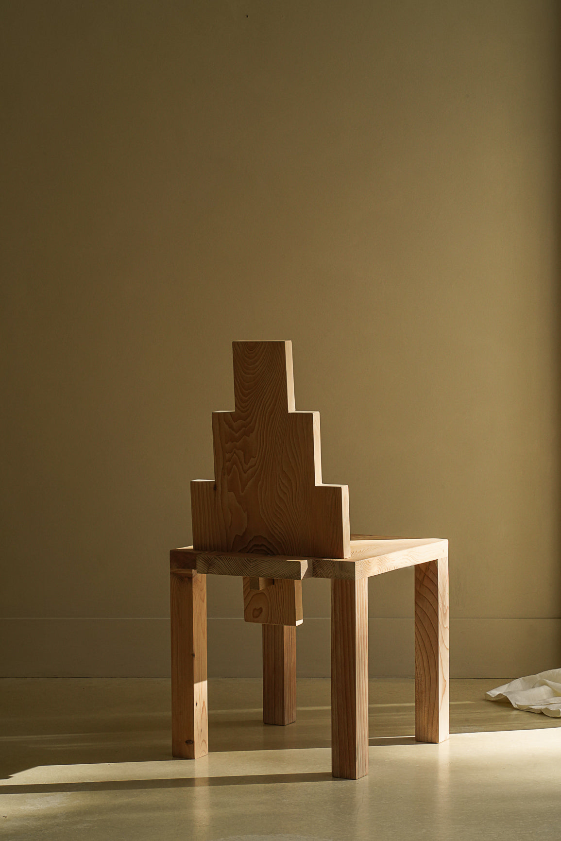 CHAISE ABSENTES