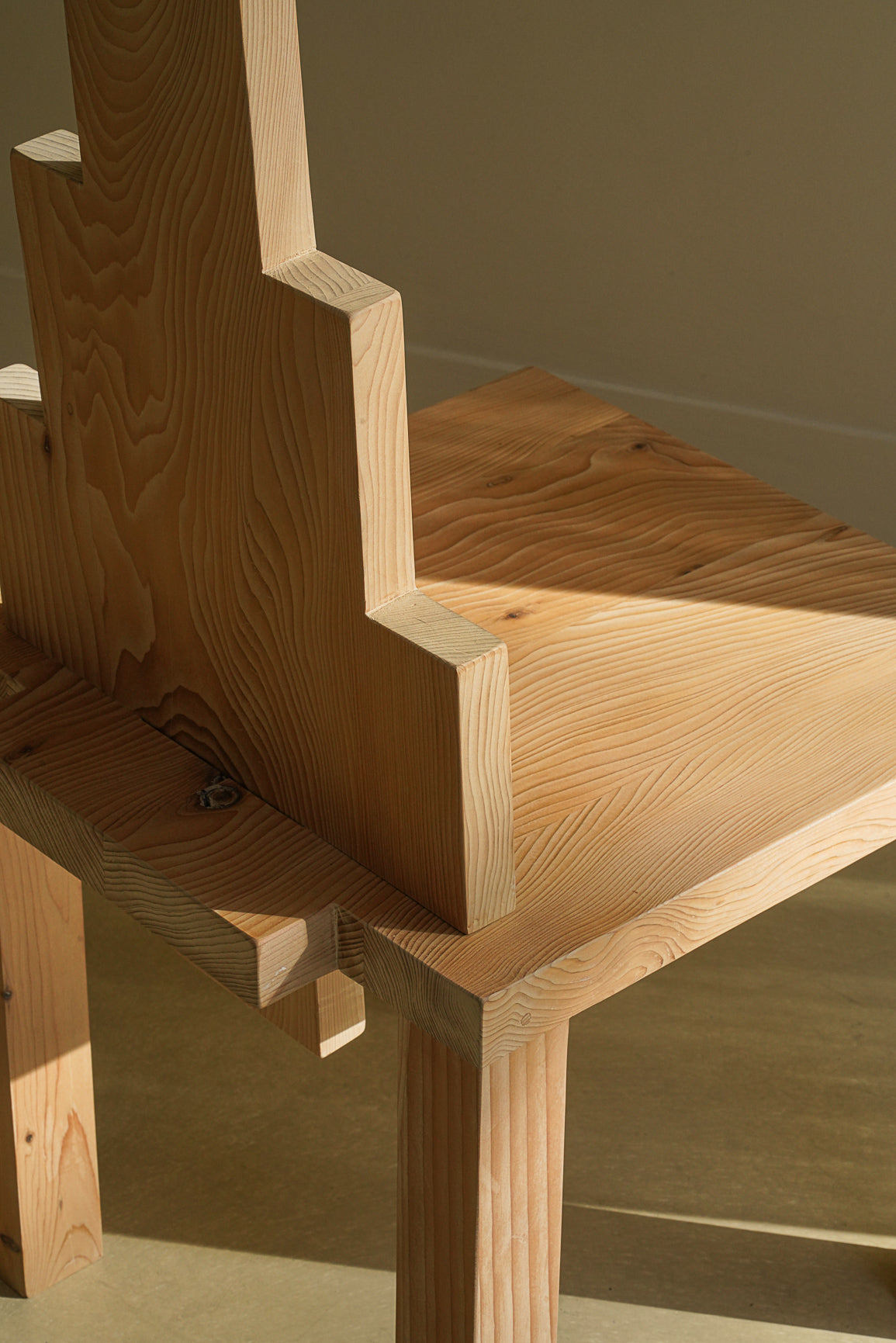 CHAISE ABSENTES