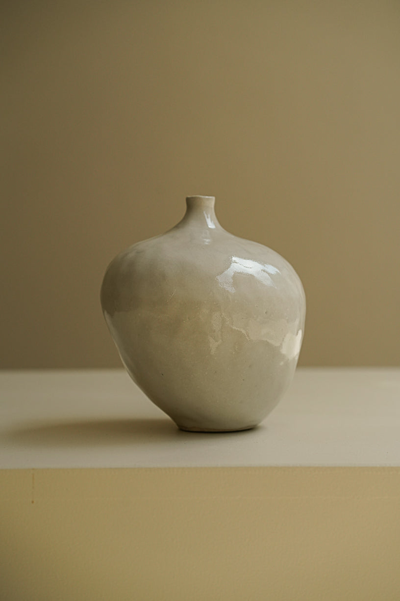 Vase Milk 57
