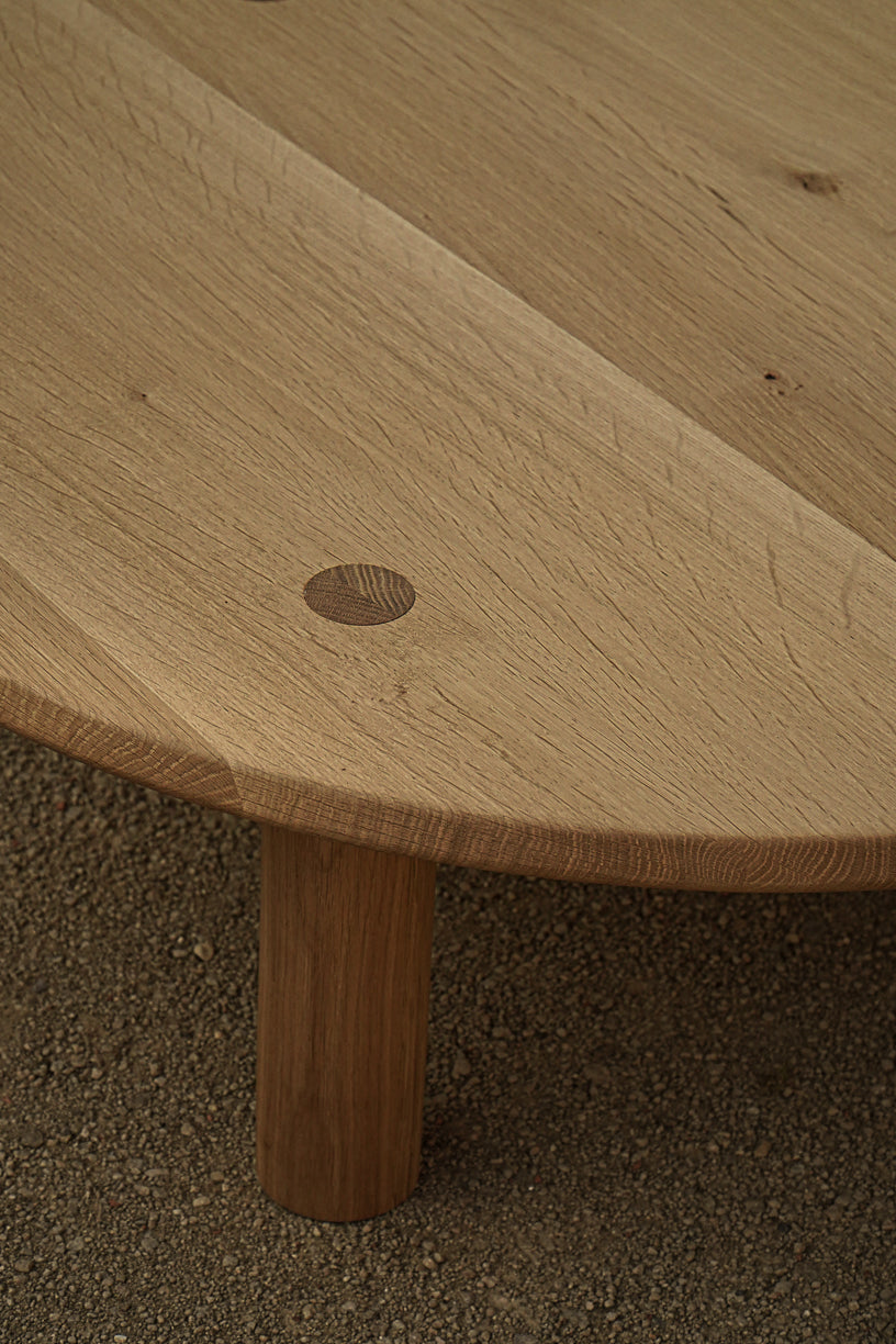 Nahele oak coffee table