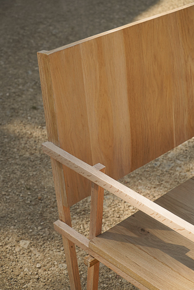 Arles armchair