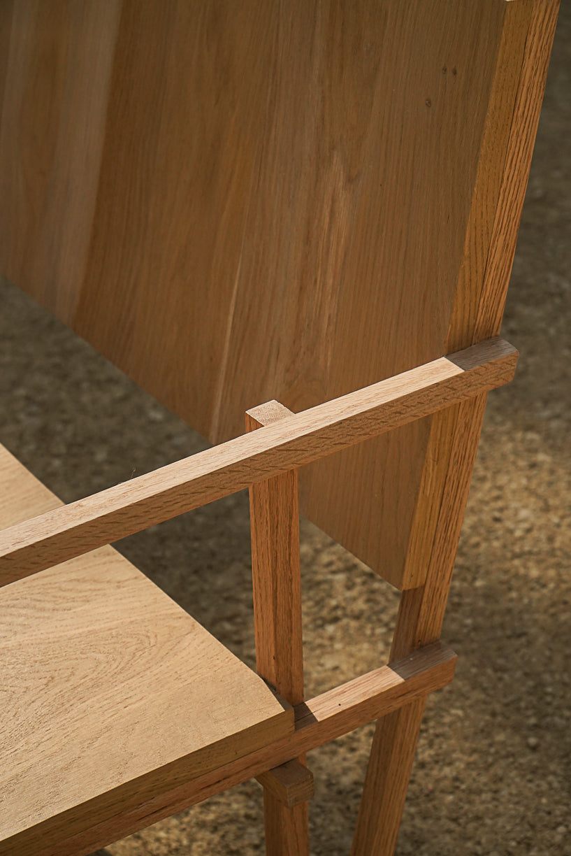Arles armchair
