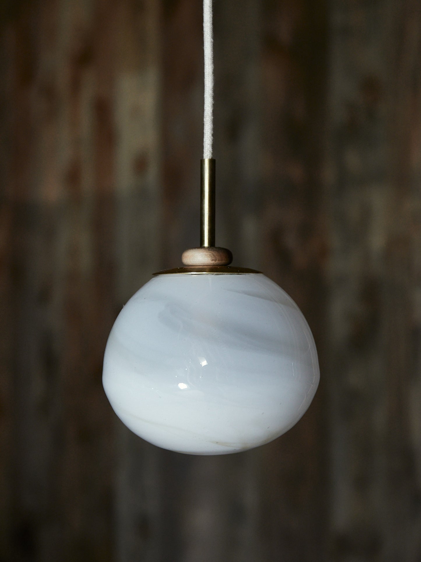 SUSPENSION MAGENA I