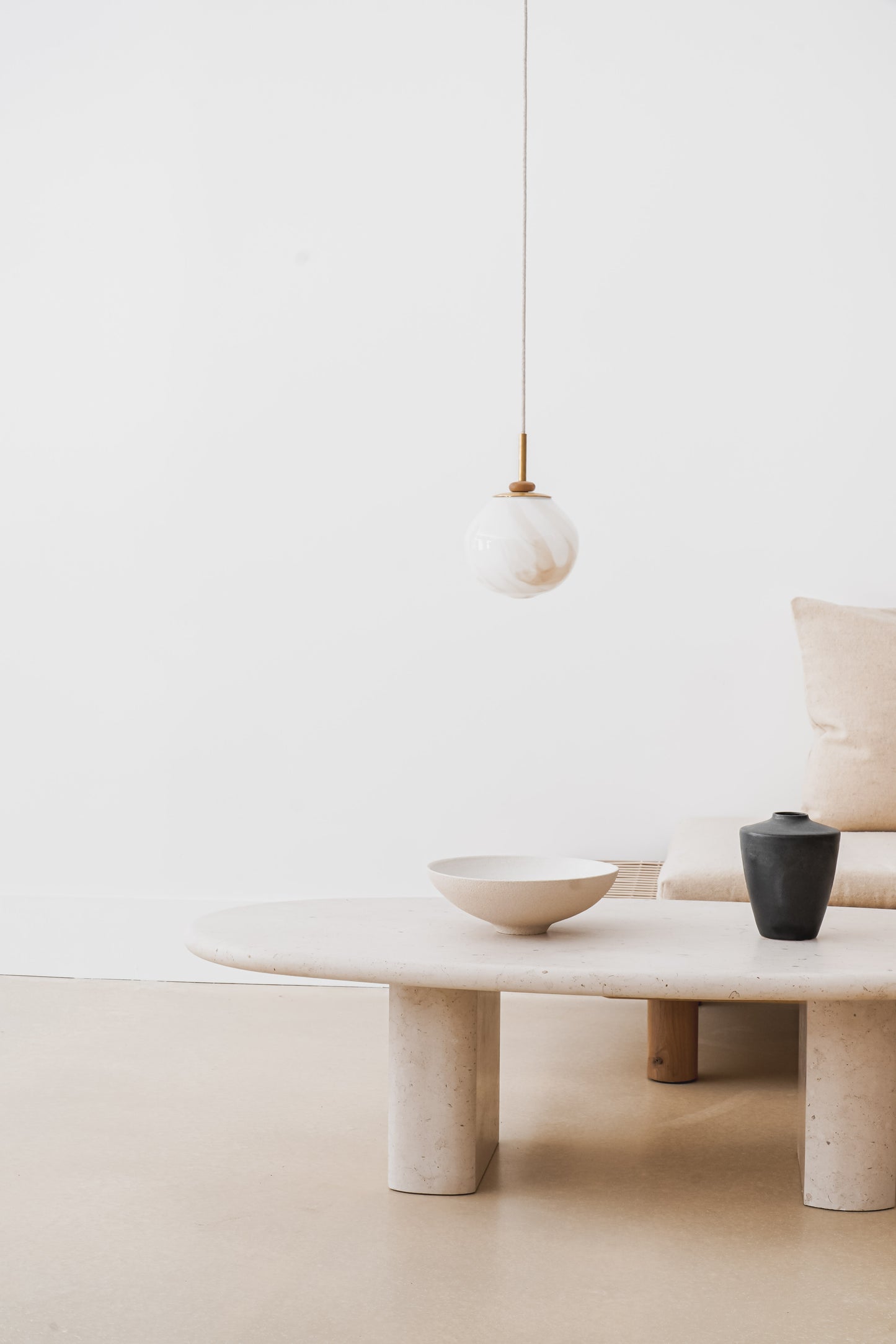 Abey table