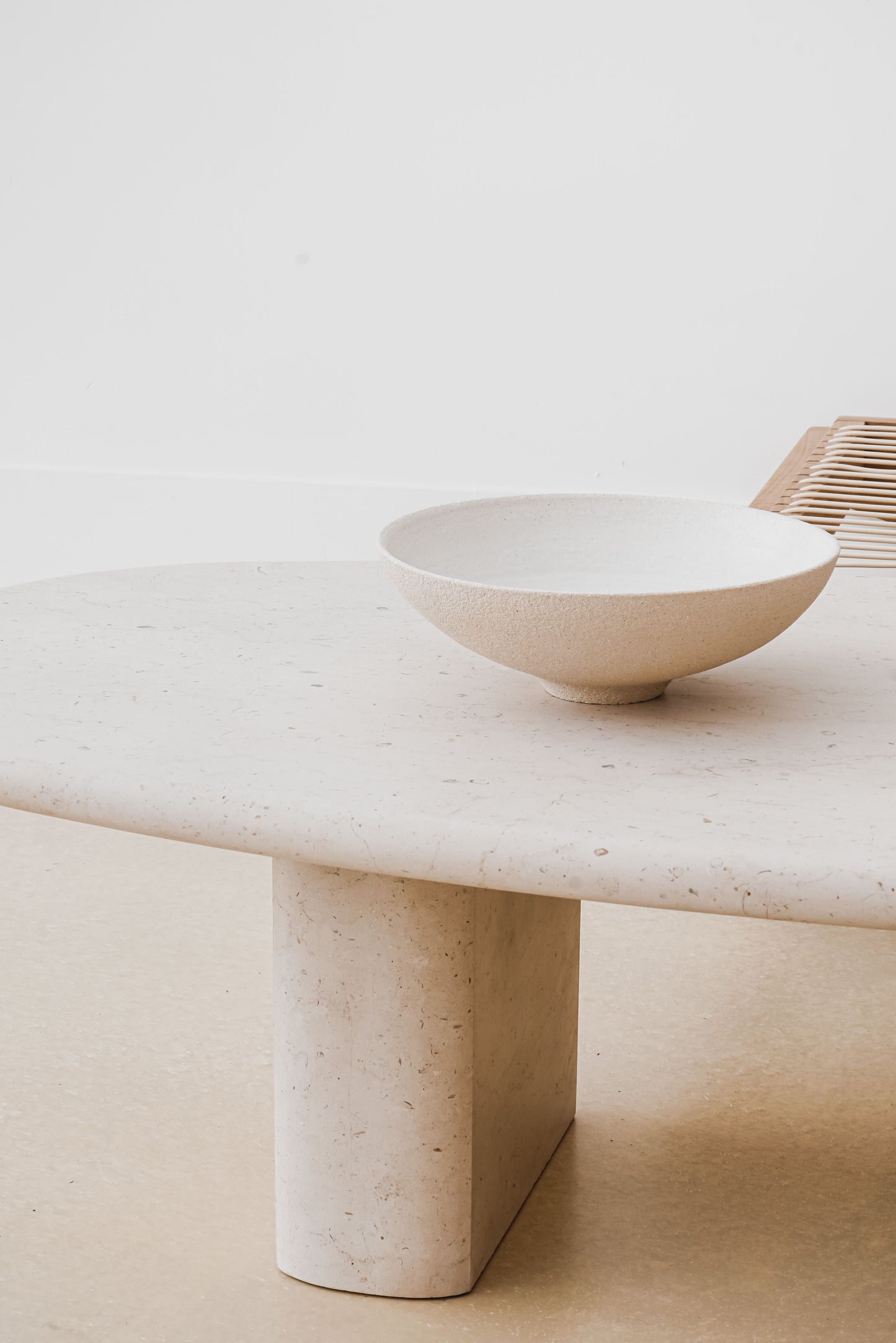 Abey table
