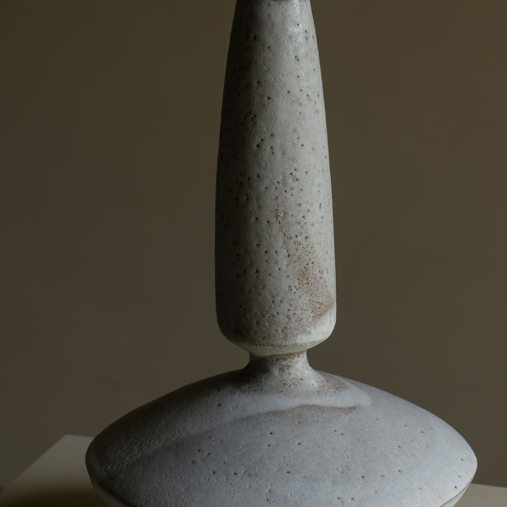 
                      
                        Vase base large et haut Silhouette
                      
                    
