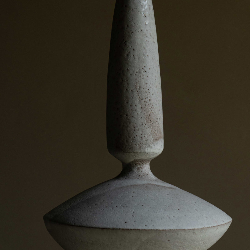 
                      
                        Vase base large et haut Silhouette
                      
                    