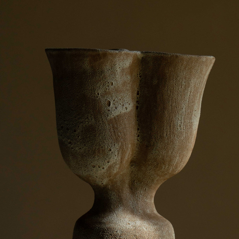 
                      
                        Vase coupe double cratère
                      
                    