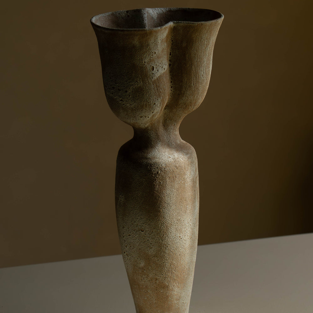 
                      
                        Vase coupe double cratère
                      
                    