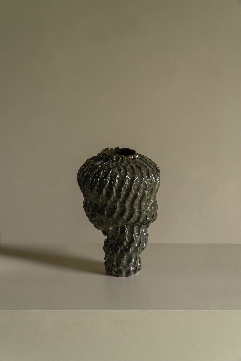 VASE KAKI 