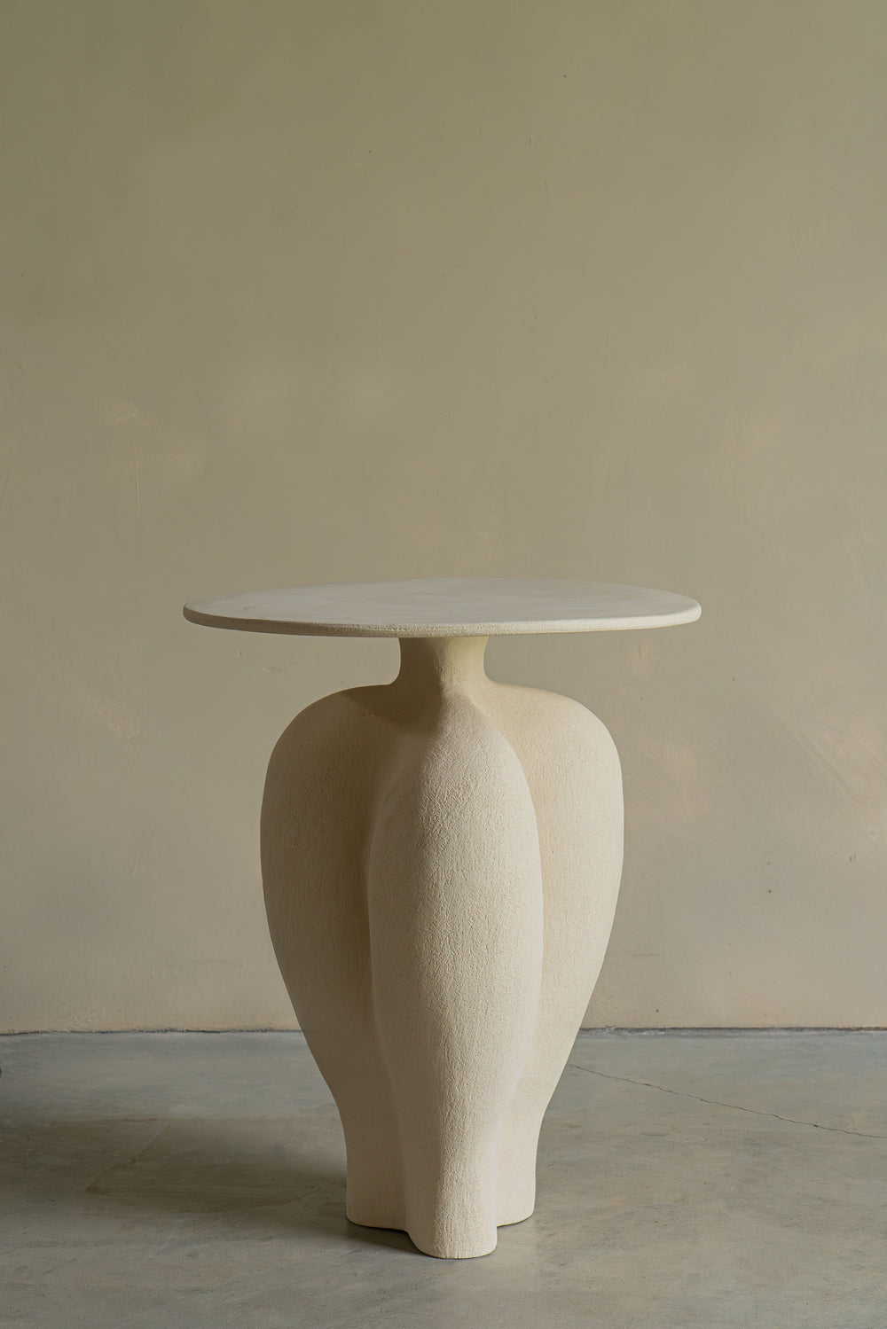 Large Danaïde vase