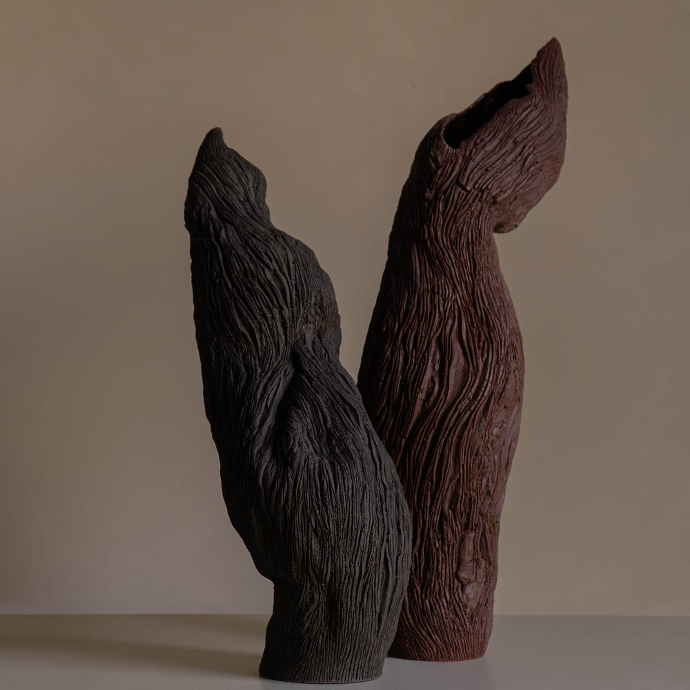 
                      
                        VASE I
                      
                    