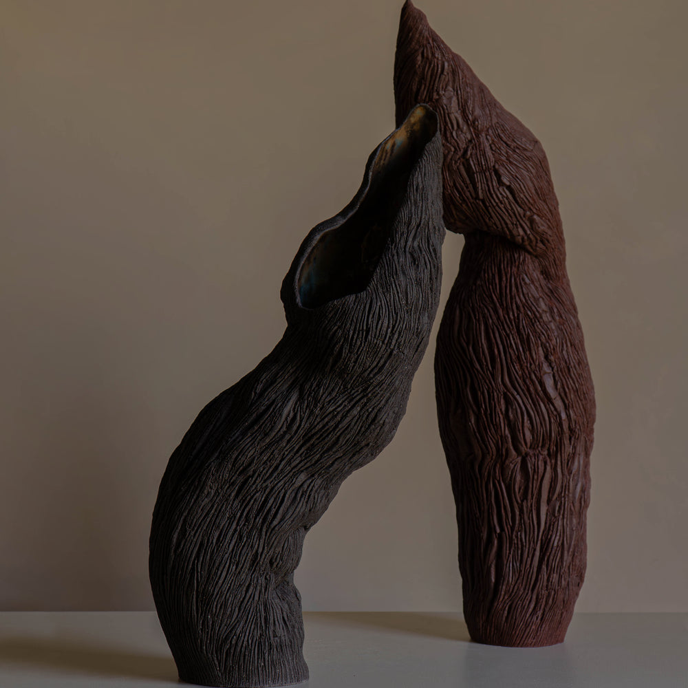 
                      
                        VASE I
                      
                    