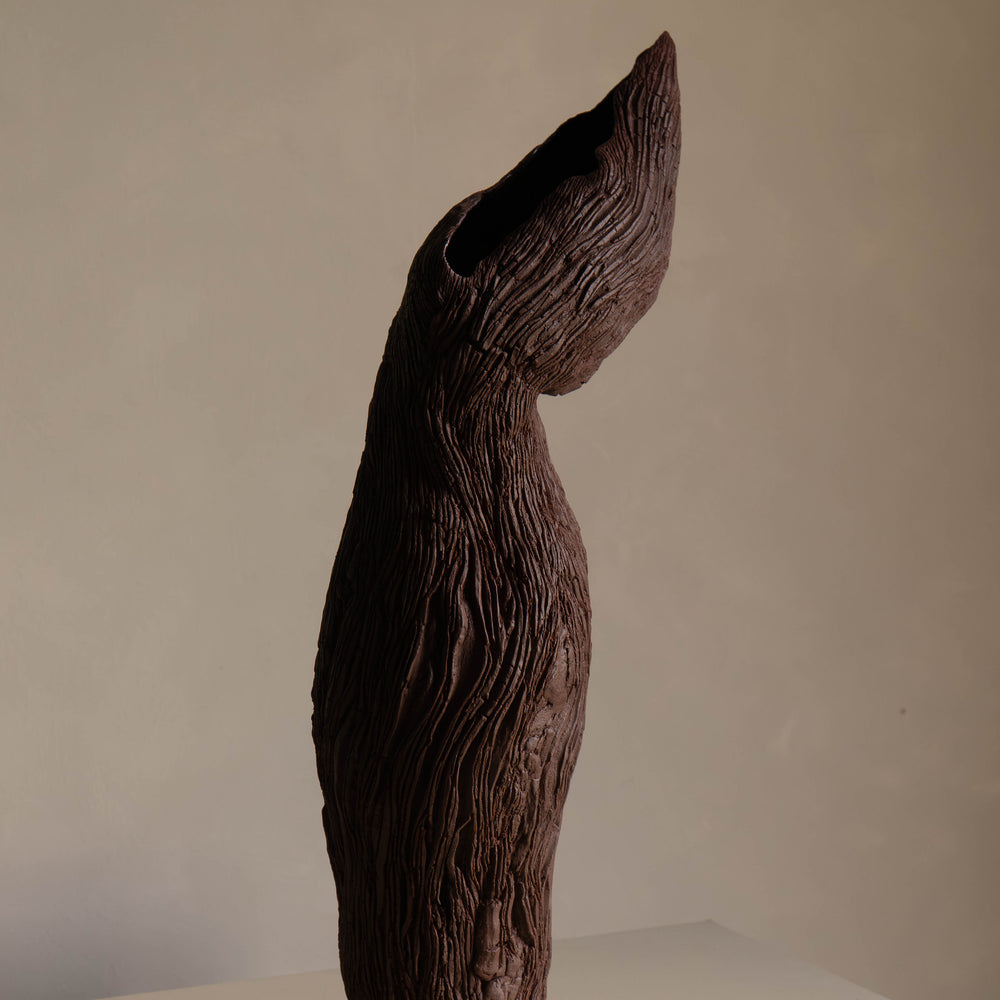 
                      
                        VASE II
                      
                    