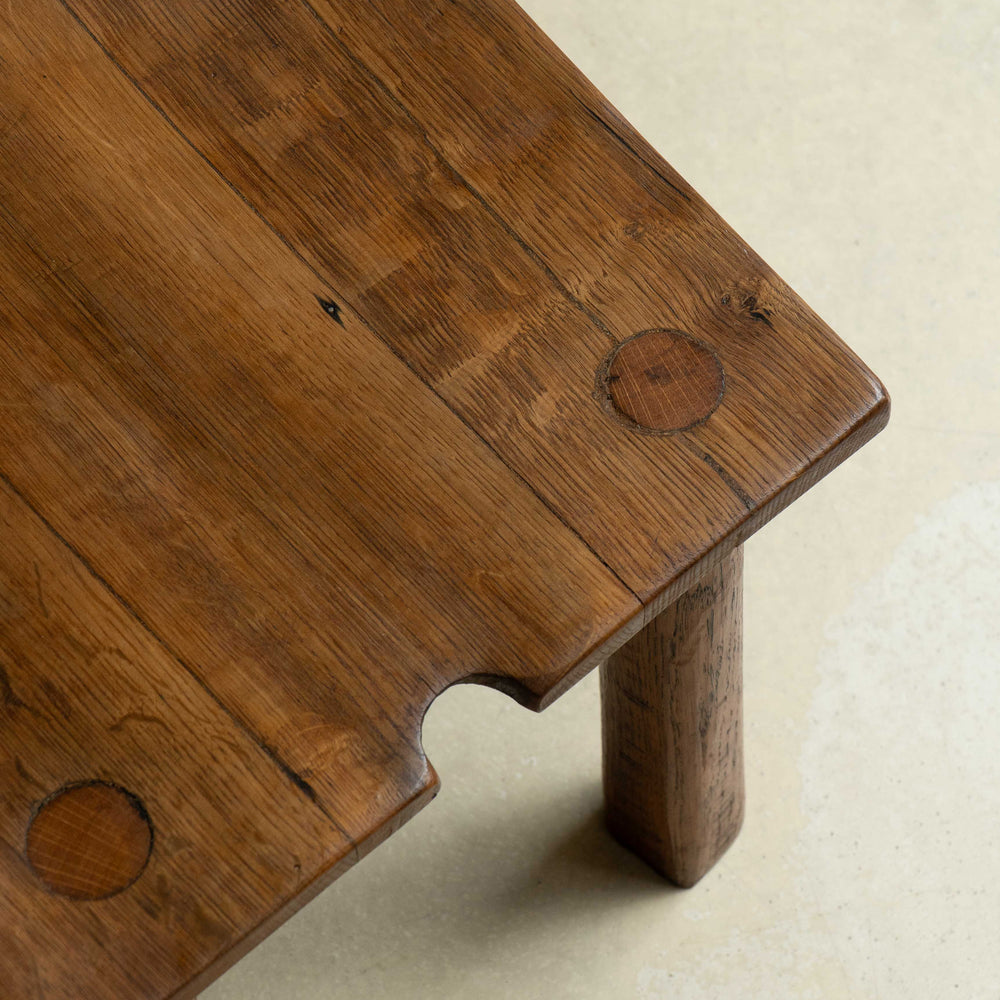 
                      
                        Tabouret "feuille"
                      
                    