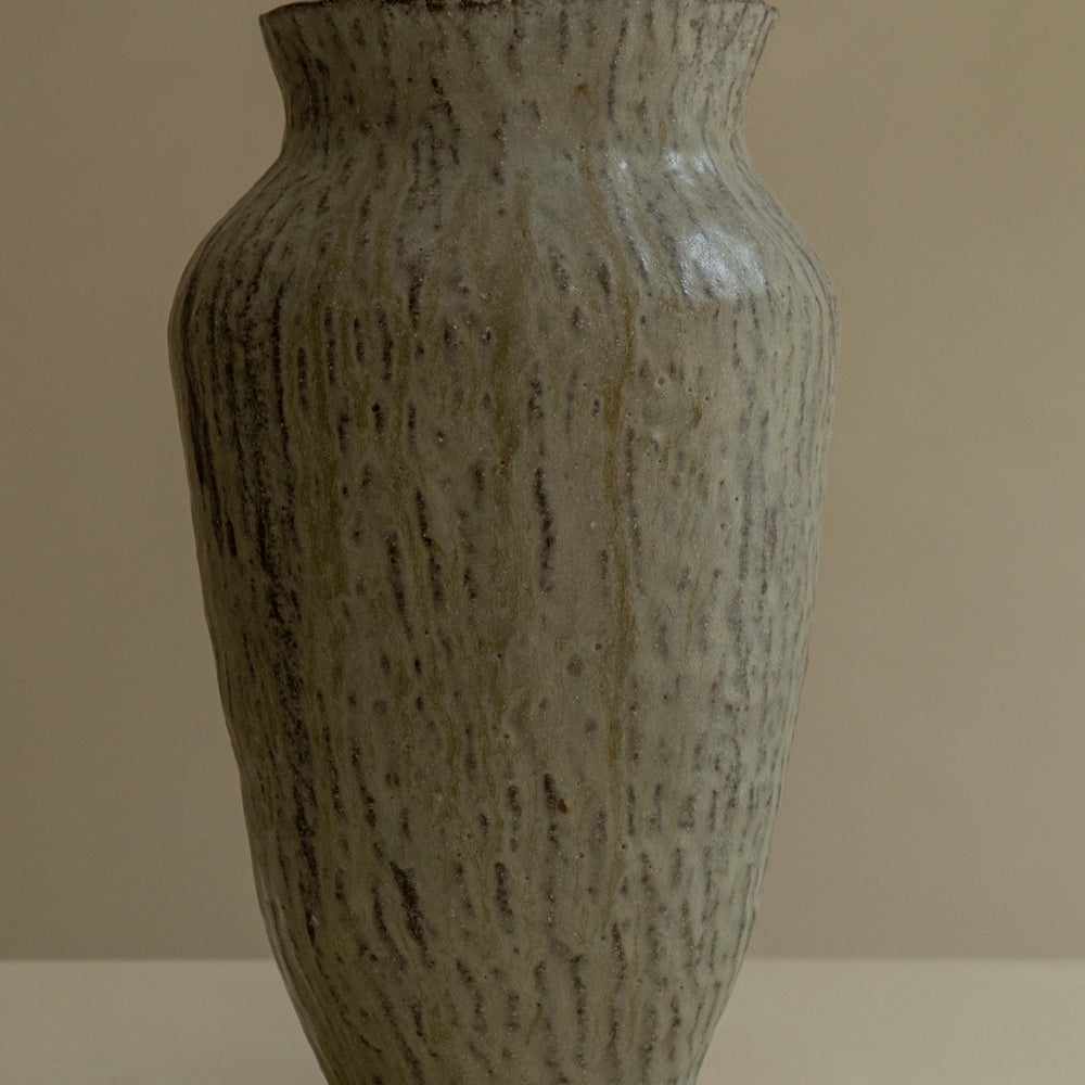 
                      
                        Vase Ecorce
                      
                    