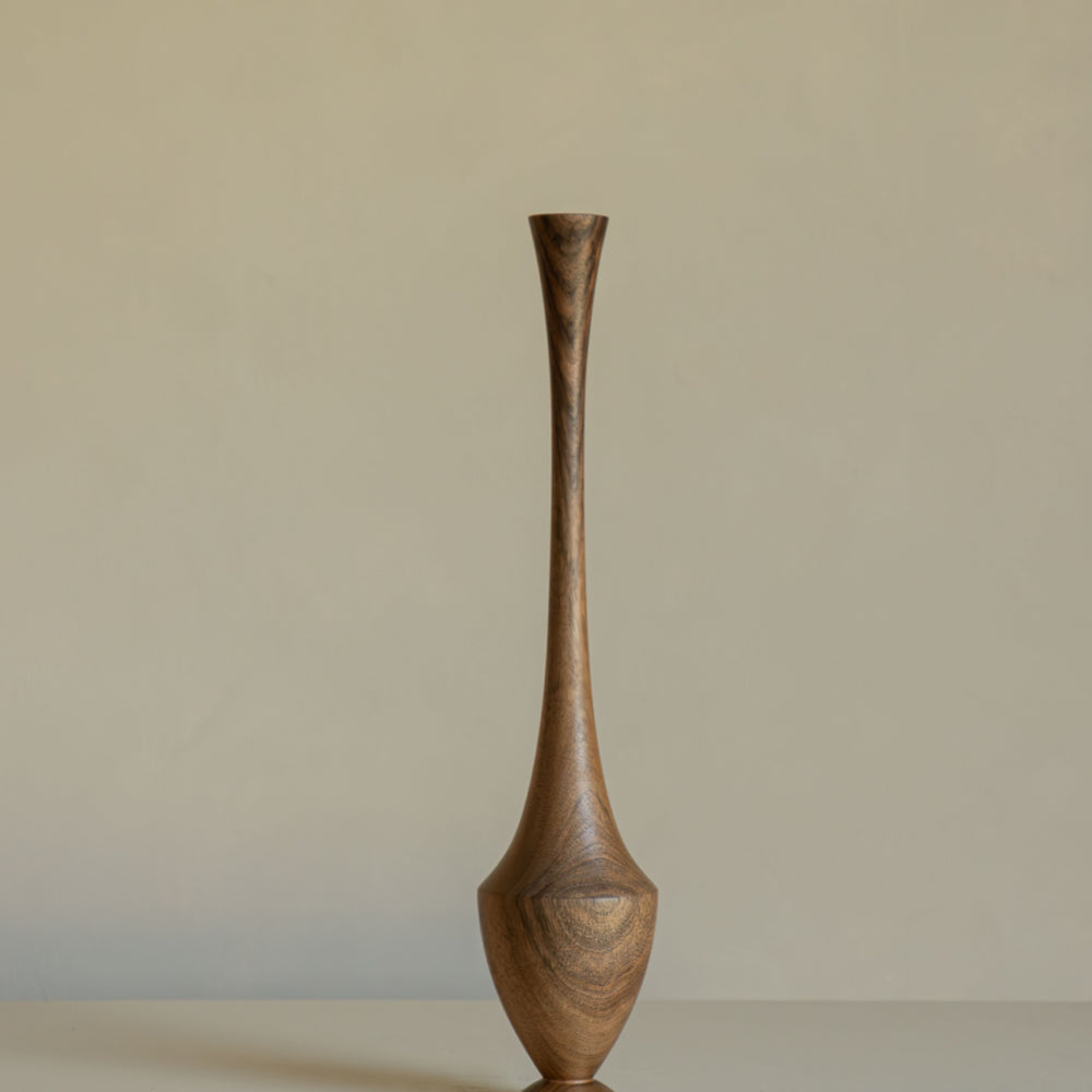 
                      
                        SOLIFLORE ÉPAULE NOYER I
                      
                    