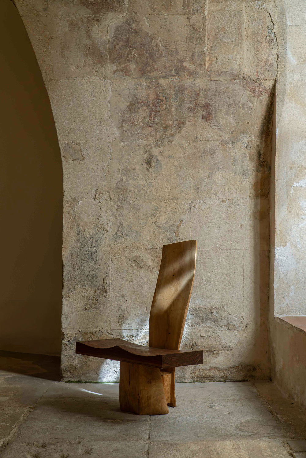 CONTEMPLATION CHAIR