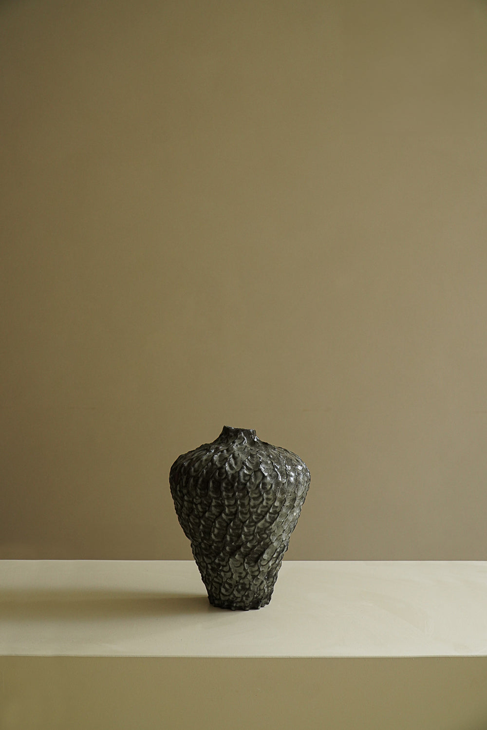 VASE IV