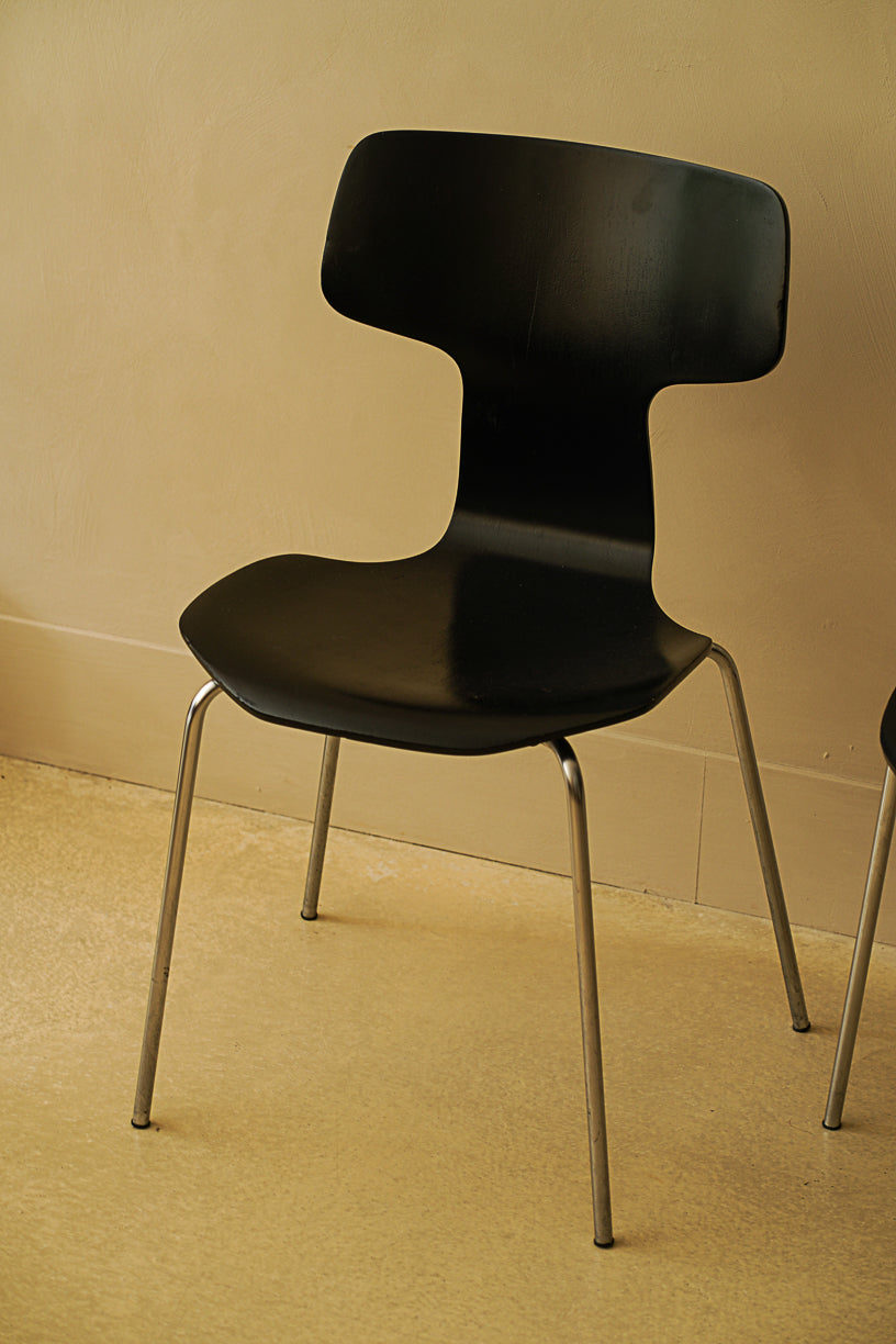 Pair of Arne Jacobsen chairs