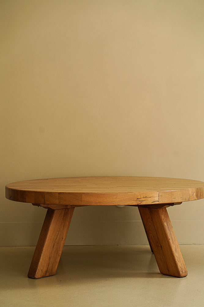 
                      
                        Solid oak round coffee table
                      
                    